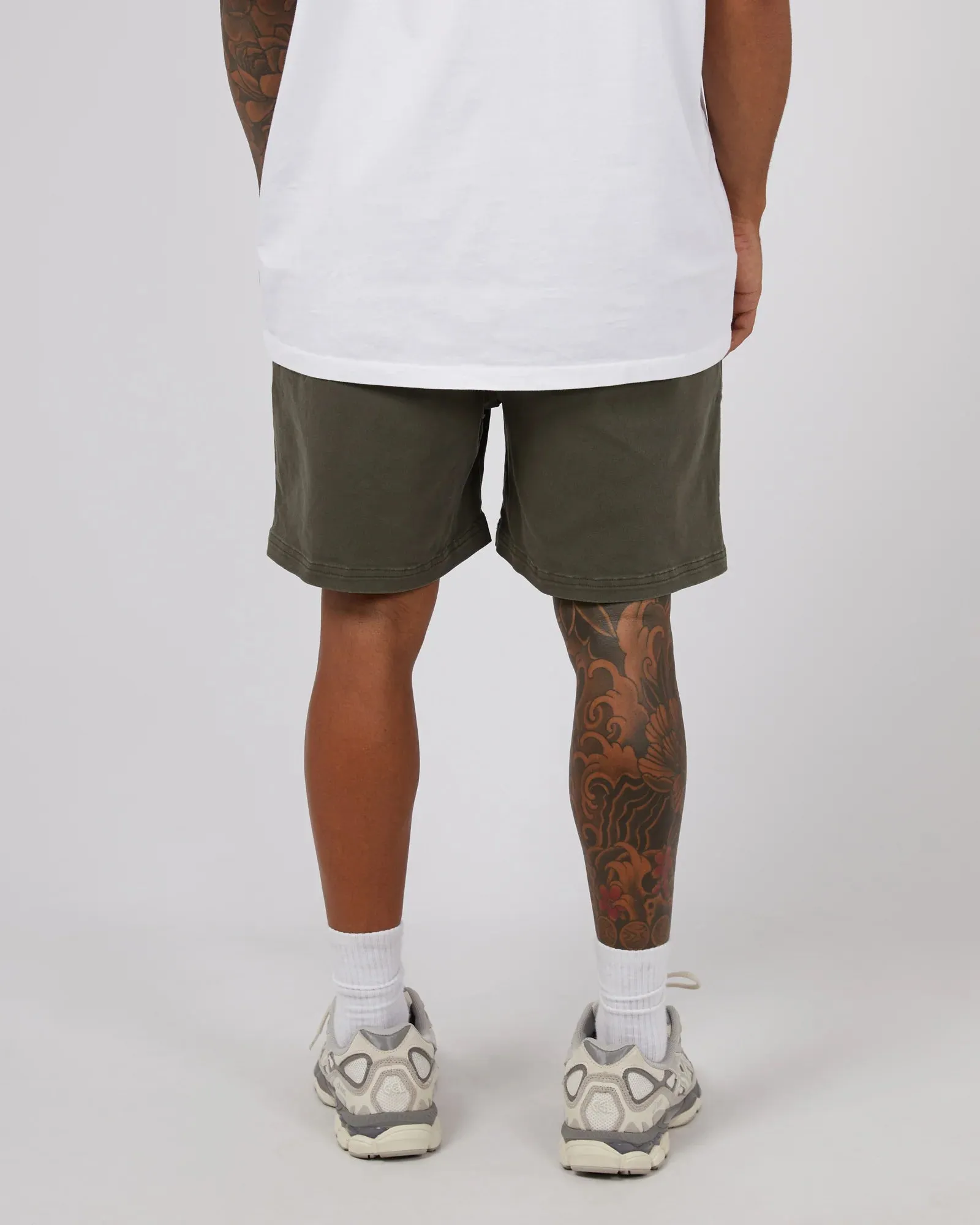 17" Twill Jogger Shorts - Khaki