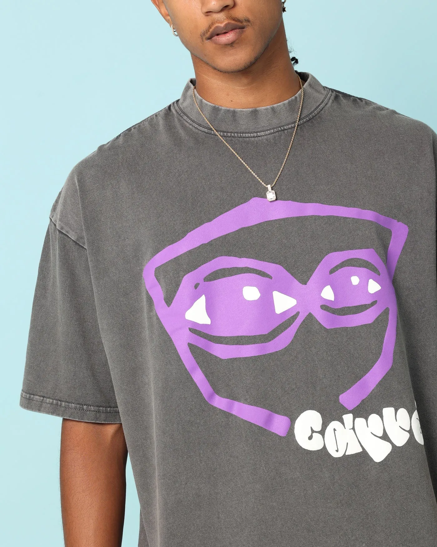 Carre Tired Eyes T-Shirt Washed Charcoal