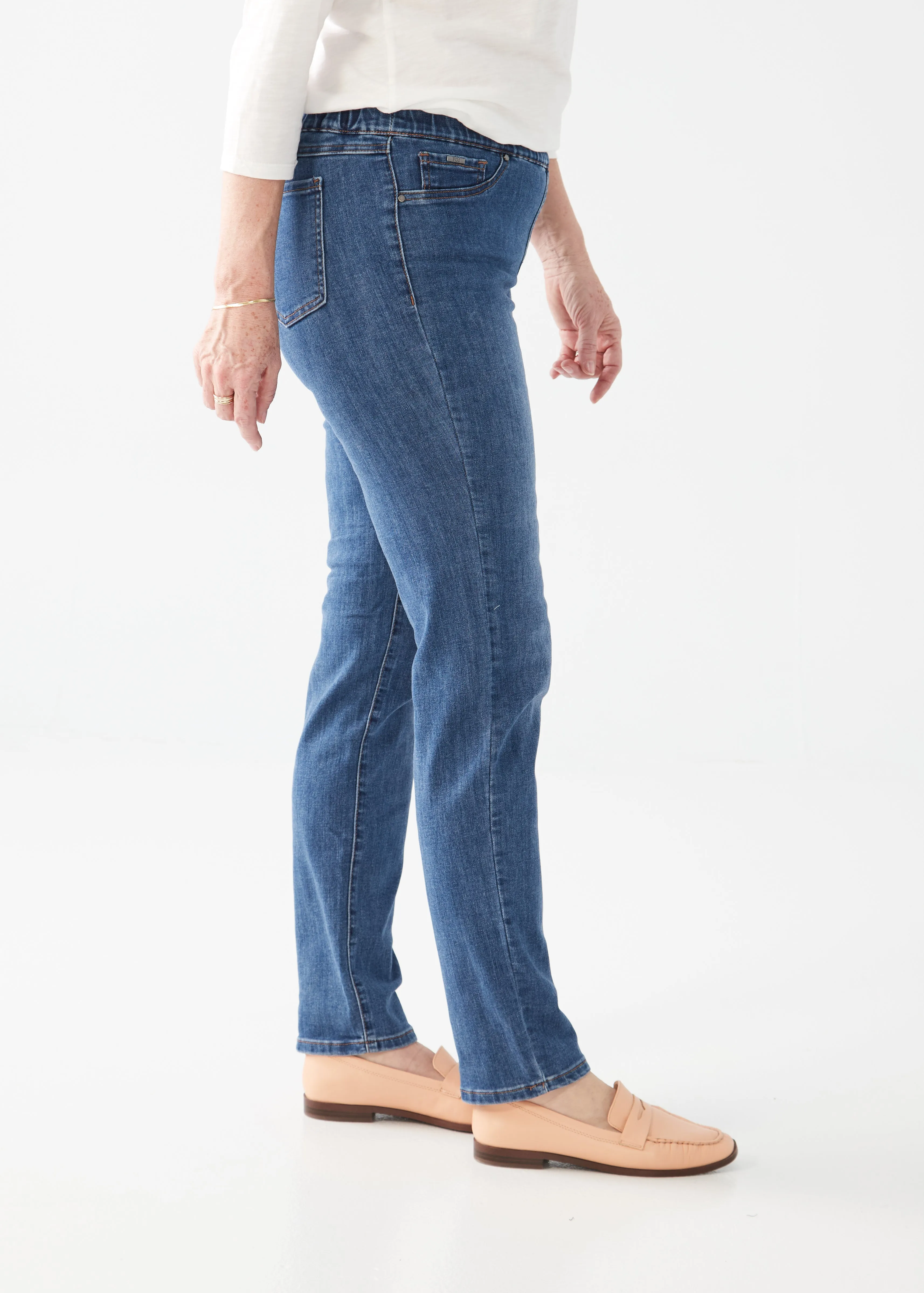 Pull-On Slim Straight Leg